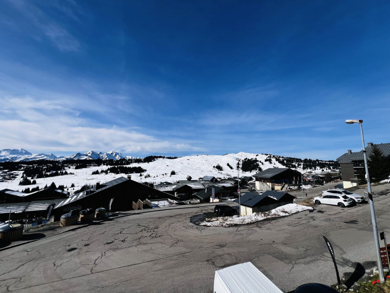 _lv_images__lot_0100000136_09_19623263