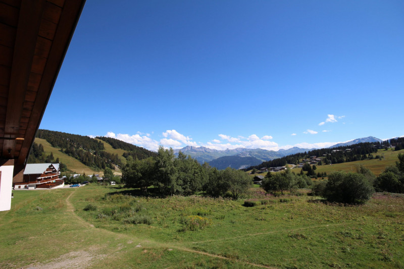 _lv_images__lot_0100000144_12_18646808