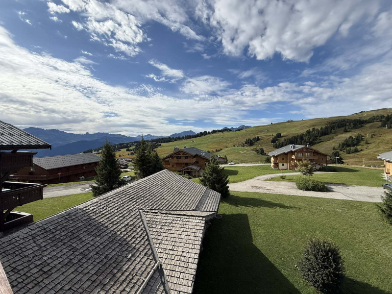 _lv_images__lot_0100000162_13_22348369