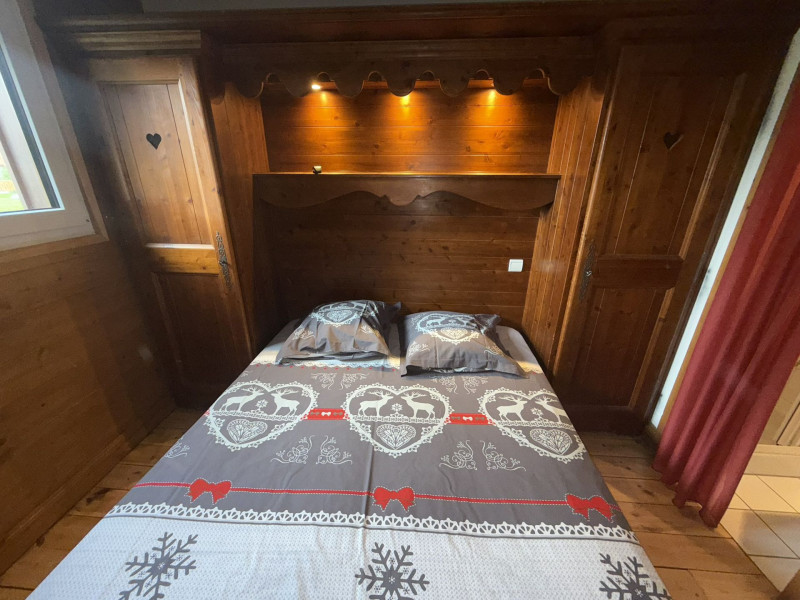 _lv_images__lot_0100000163_02_21691408