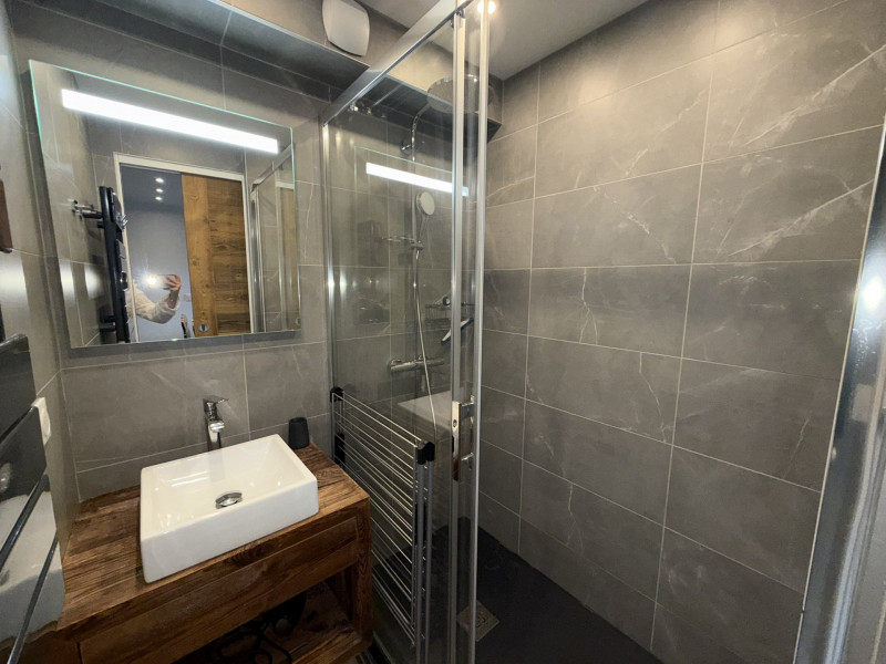 _lv_images__lot_0100000165_03_22197216 _lv_images__lot_0100000165_03_22197216