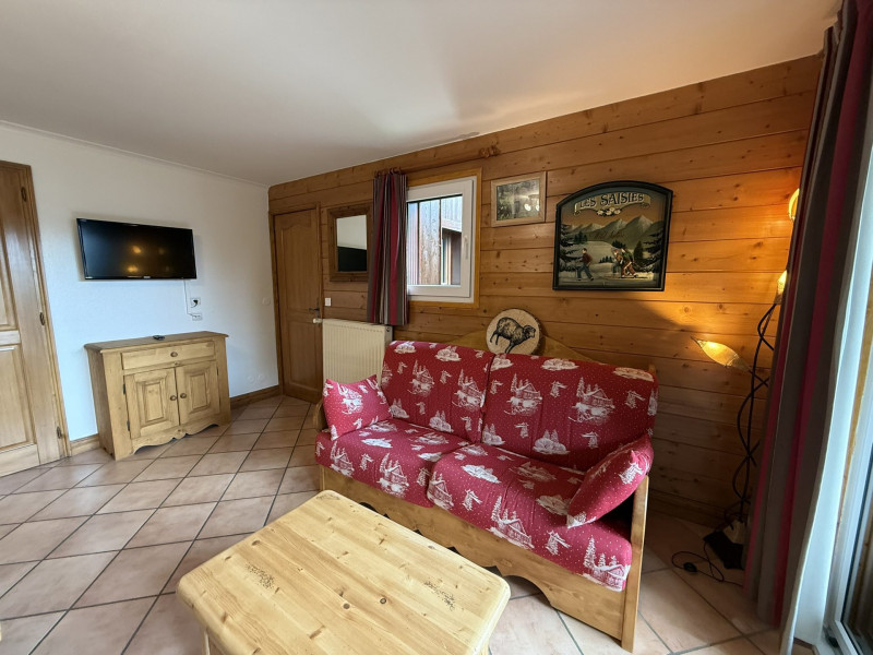 _lv_images__lot_0100000166_08_22120019