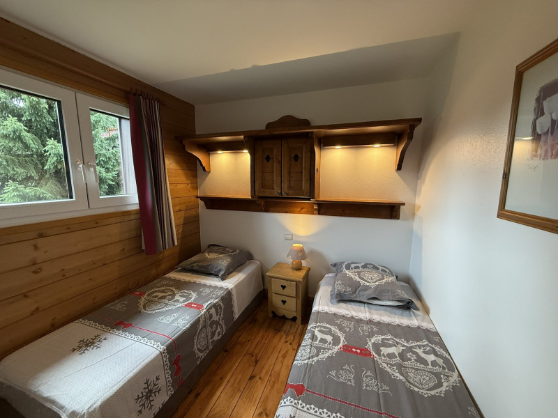 _lv_images__lot_0100000166_09_20895844