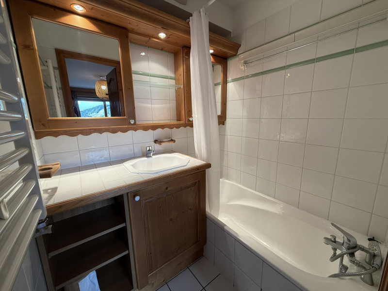 _lv_images__lot_0100000167_03_21226561