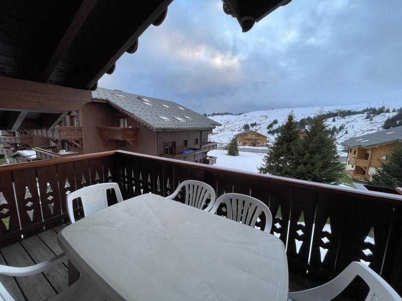 _lv_images__lot_0100000169_14_18718724