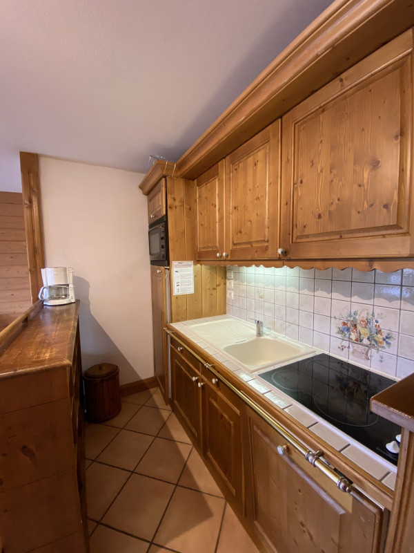 _lv_images__lot_0100000171_08_20198205