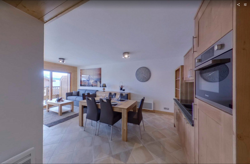 _lv_images__lot_0100000173_06_21550054