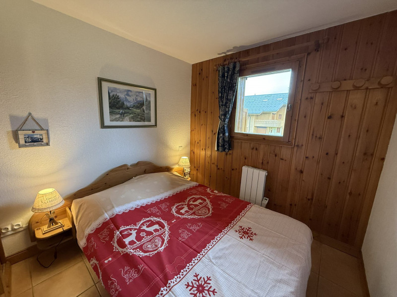 _lv_images__lot_0100000174_09_20190835 _lv_images__lot_0100000174_09_20190835