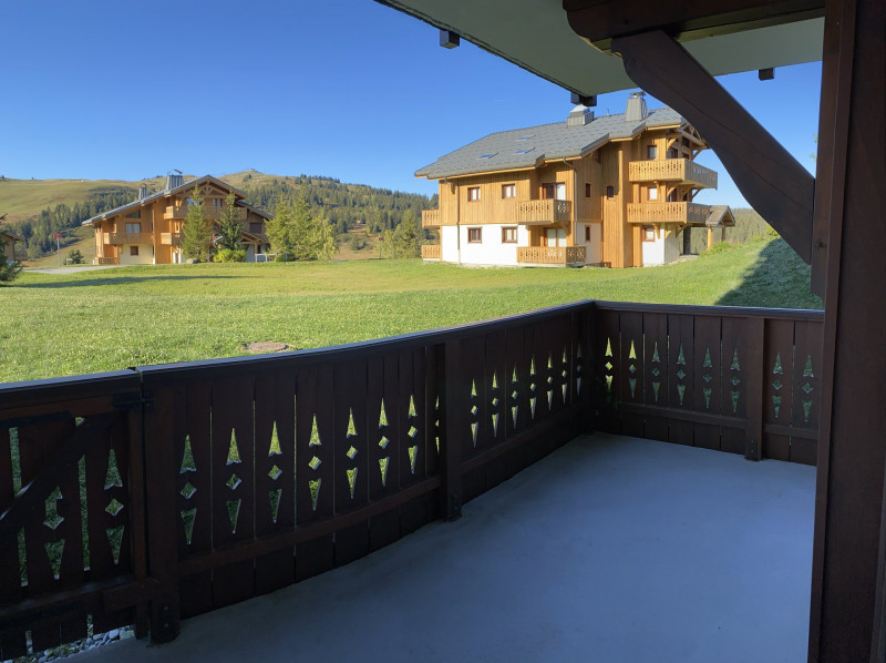 _lv_images__lot_0100000176_14_21970229 _lv_images__lot_0100000176_14_21970229