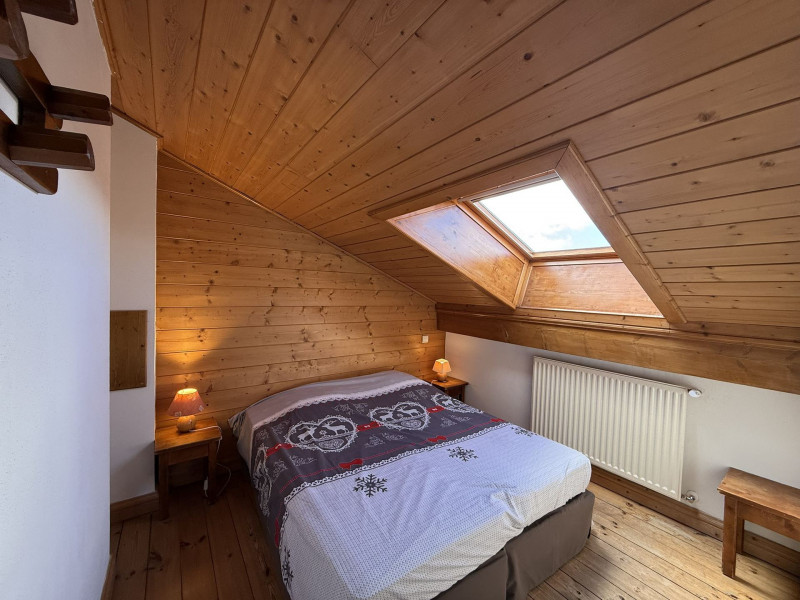 _lv_images__lot_0100000177_02_22017474