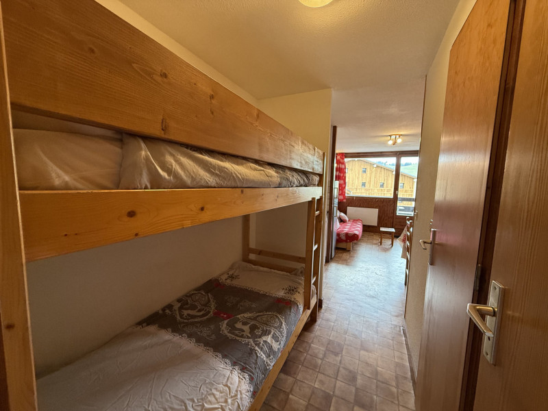 _lv_images__lot_0100000181_02_21757726 _lv_images__lot_0100000181_02_21757726