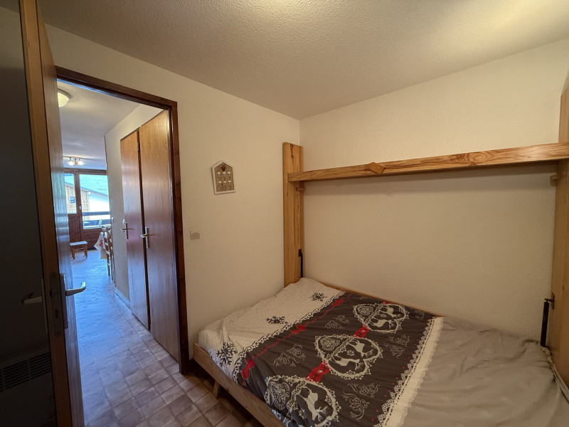 _lv_images__lot_0100000181_11_18994264