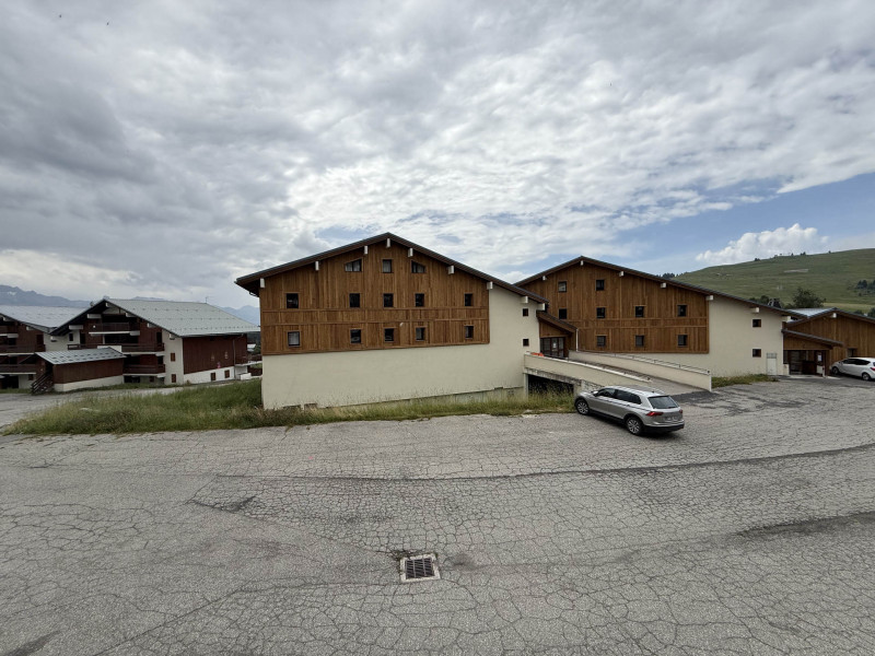 _lv_images__lot_0100000181_14_20229903 _lv_images__lot_0100000181_14_20229903