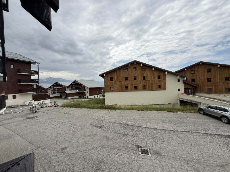 _lv_images__lot_0100000181_15_23325598 _lv_images__lot_0100000181_15_23325598