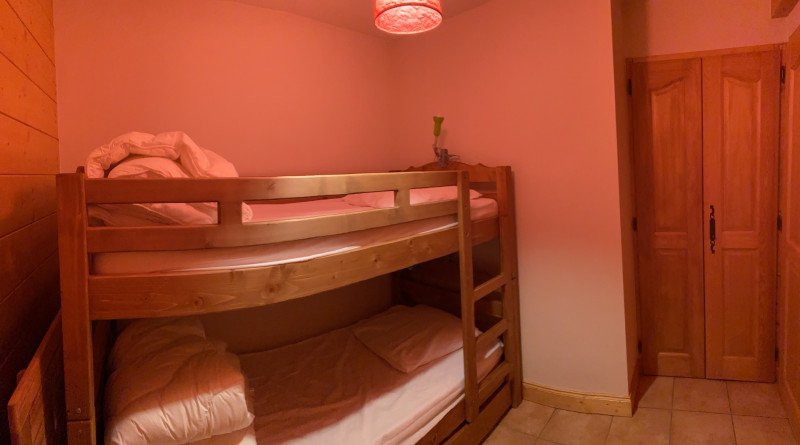 _lv_images__lot_0100000185_08_20868326