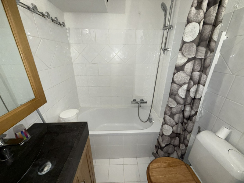 _lv_images__lot_0100000187_03_21972635 _lv_images__lot_0100000187_03_21972635