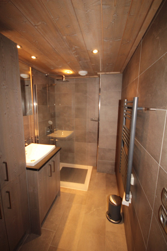 _lv_images__lot_0100000194_03_22259916