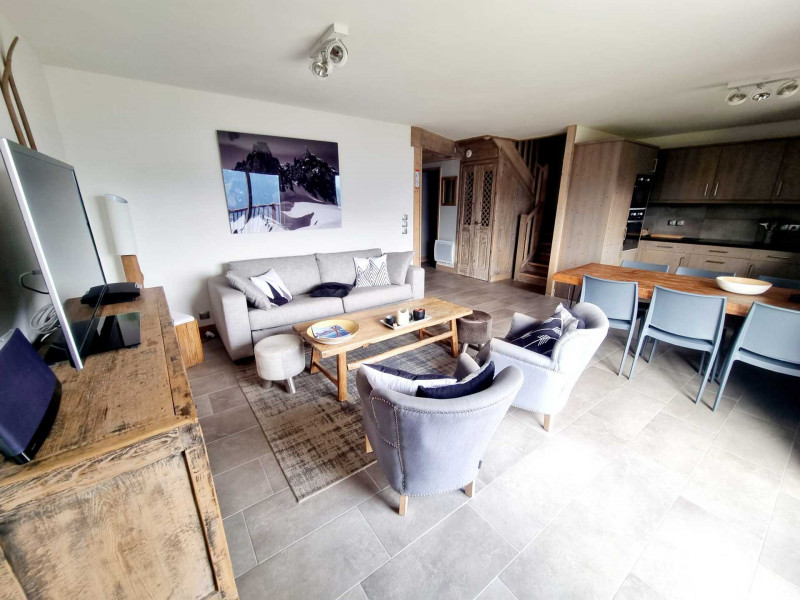 _lv_images__lot_0100000194_08_22053602 _lv_images__lot_0100000194_08_22053602