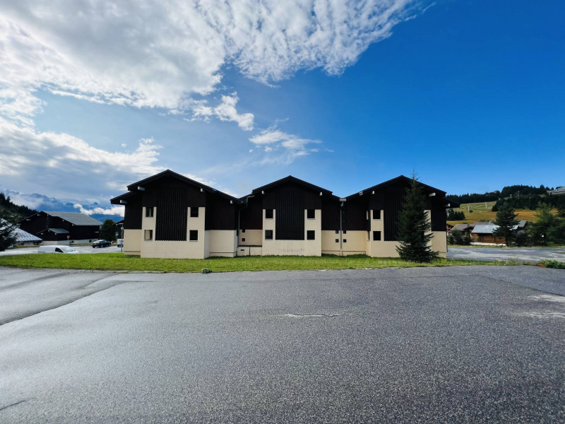 _lv_images__lot_0100000196_10_20576785