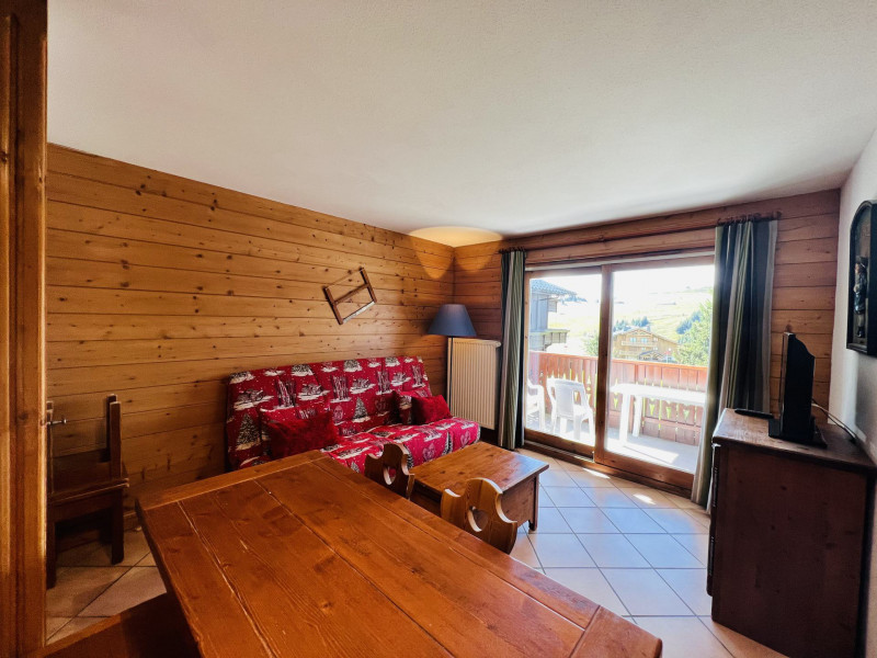 _lv_images__lot_0100000222_01_18646062