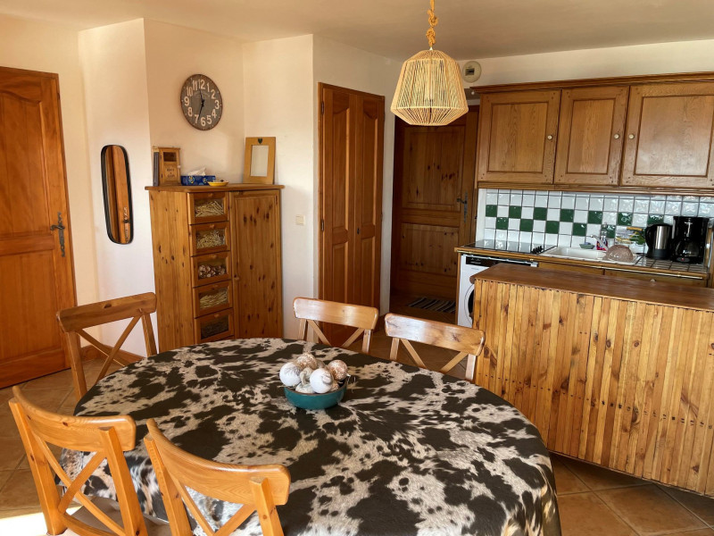 _lv_images__lot_0100000227_06_20910738