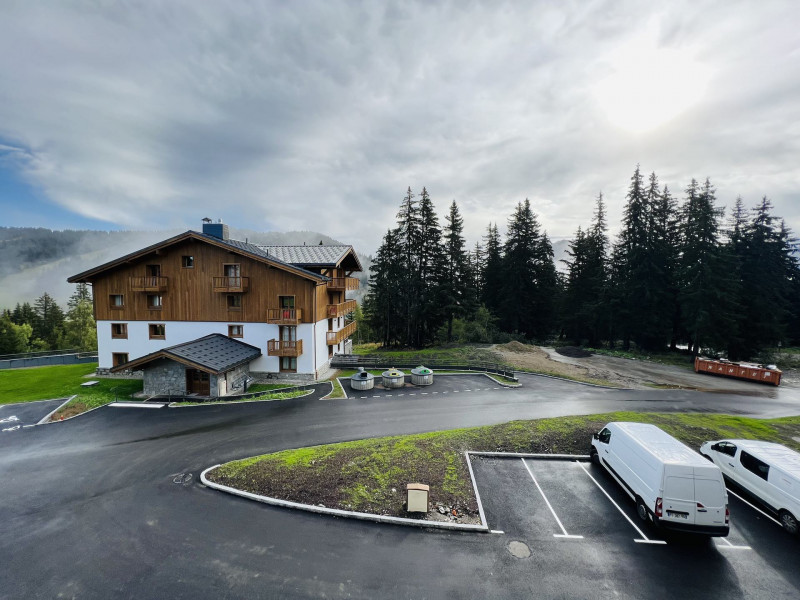 _lv_images__lot_0100000229_15_18676534