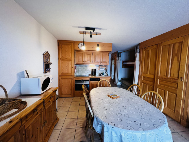 _lv_images__lot_0100000235_07_19009429