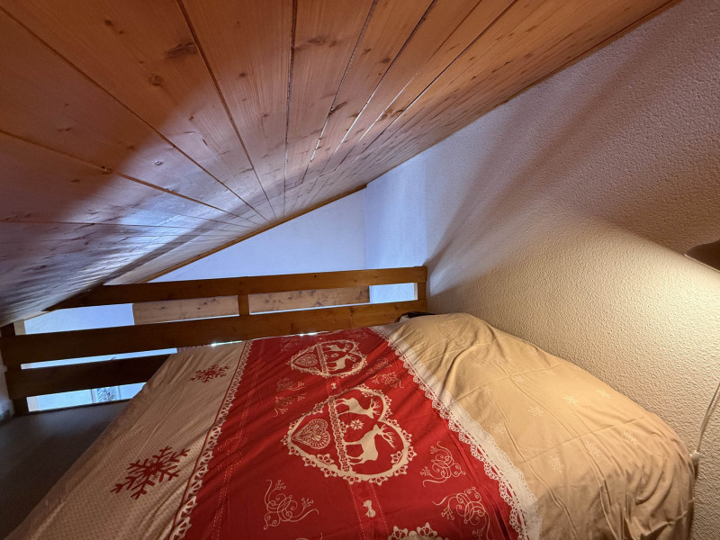 _lv_images__lot_0100000236_02_21250938