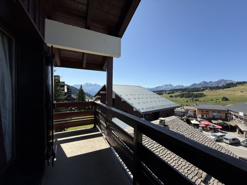 _lv_images__lot_0100000236_15_23437297