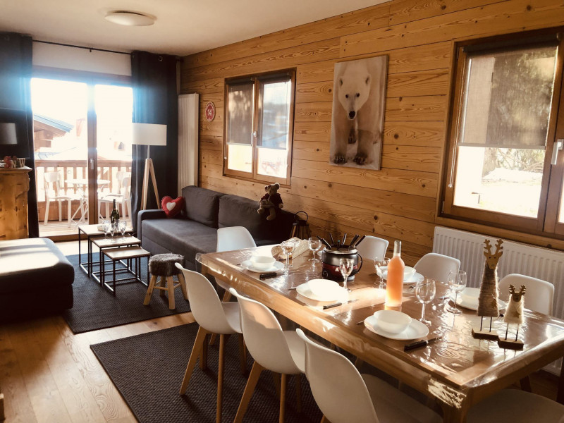 _lv_images__lot_0100000241_01_21690976