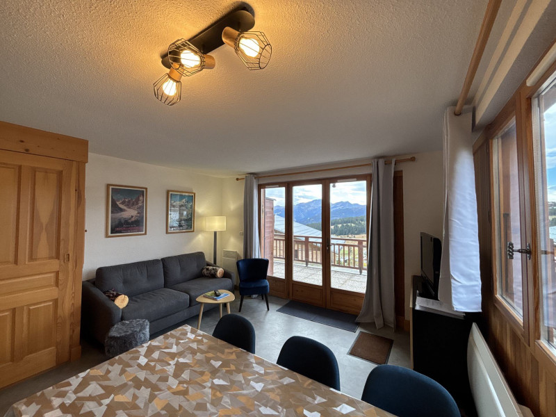 _lv_images__lot_0100000247_01_22189436