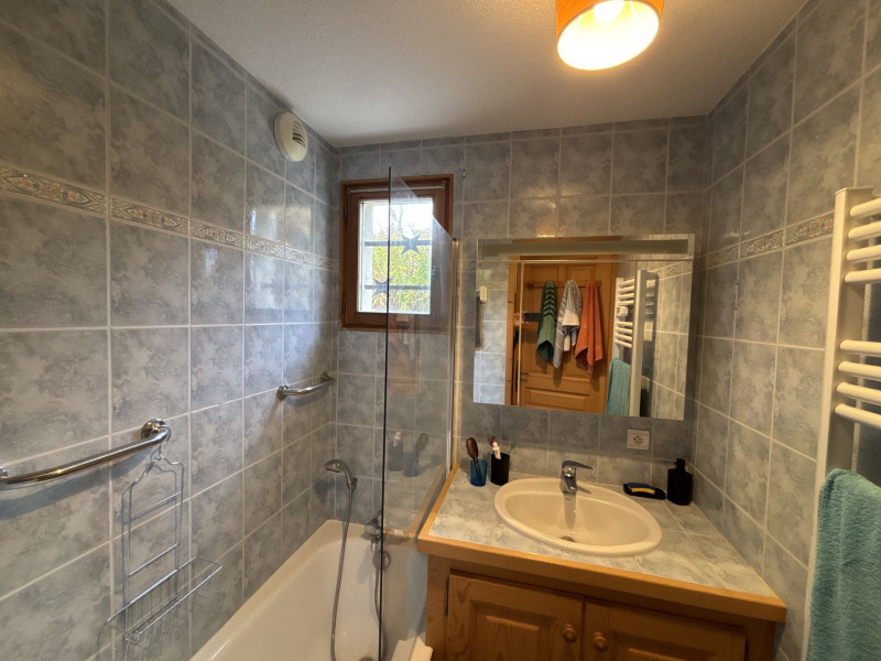 _lv_images__lot_0100000247_03_22189438