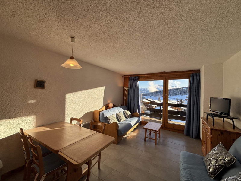 _lv_images__lot_0100000256_08_21921195