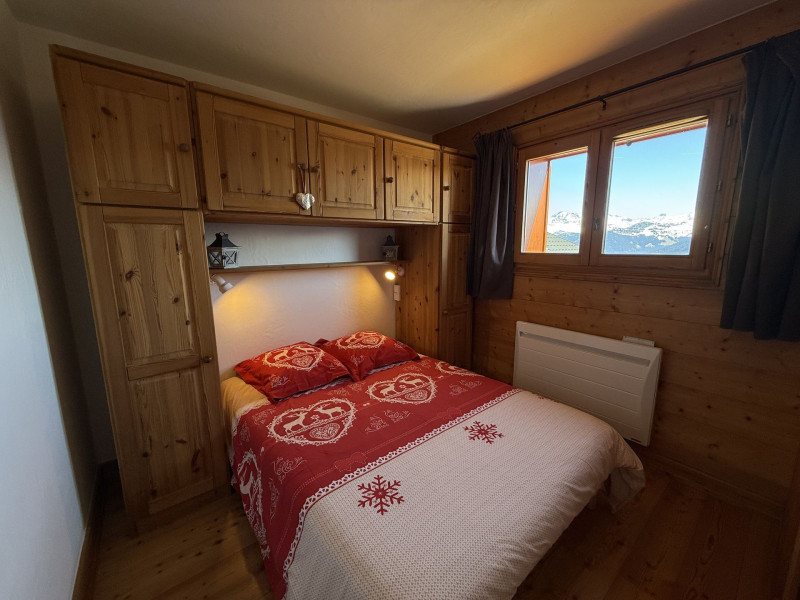 _lv_images__lot_0100000260_02_20909963