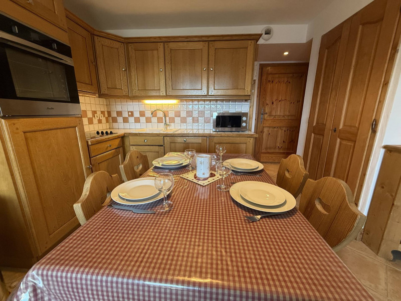 _lv_images__lot_0100000260_04_21214858