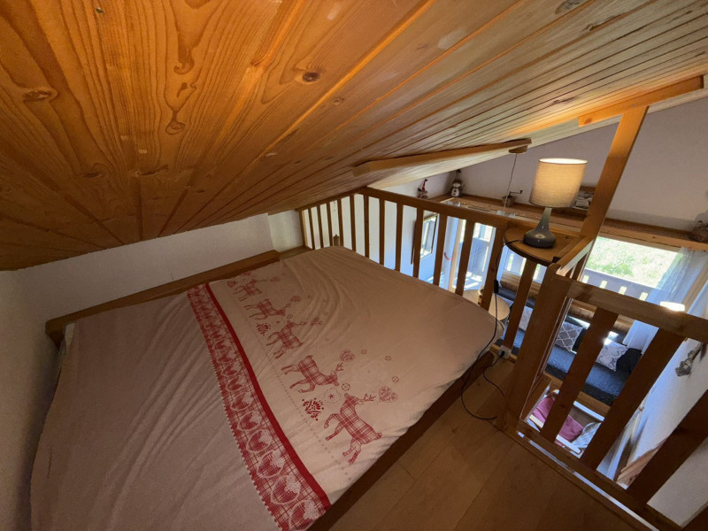 _lv_images__lot_0100000262_09_22198229