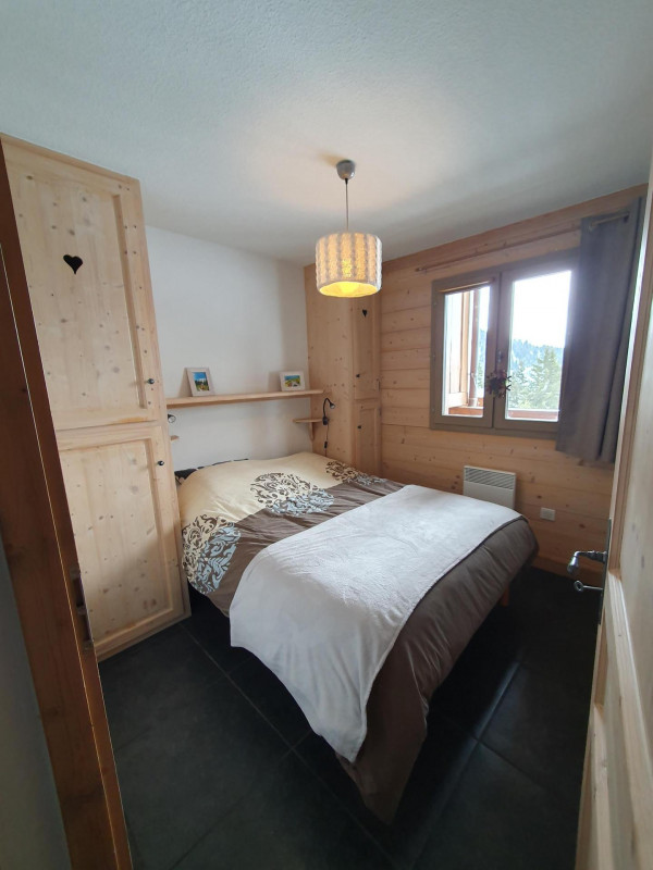 _lv_images__lot_0100000281_09_22189212